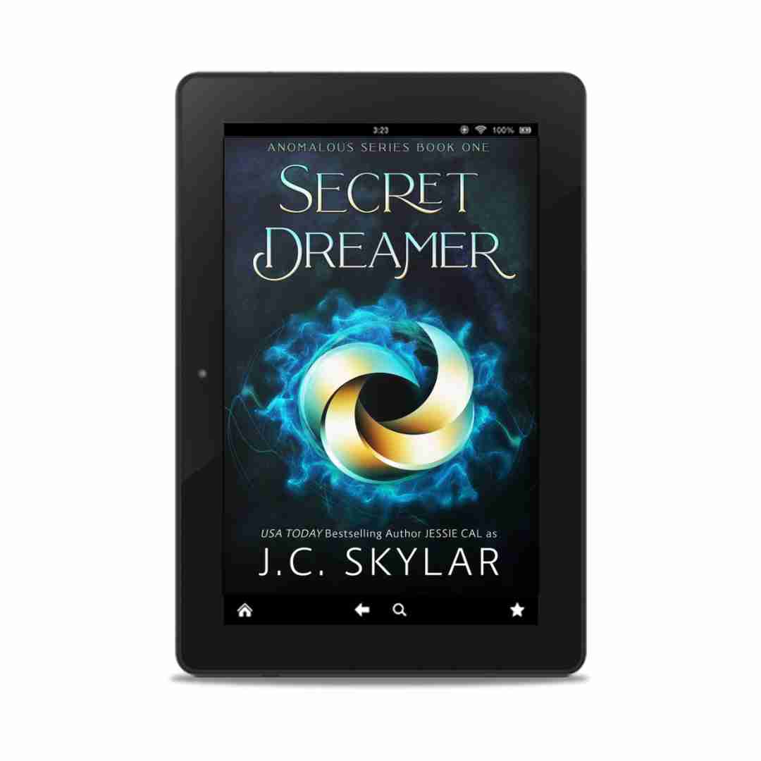 Secret Dreamer: A YA Fantasy Romance