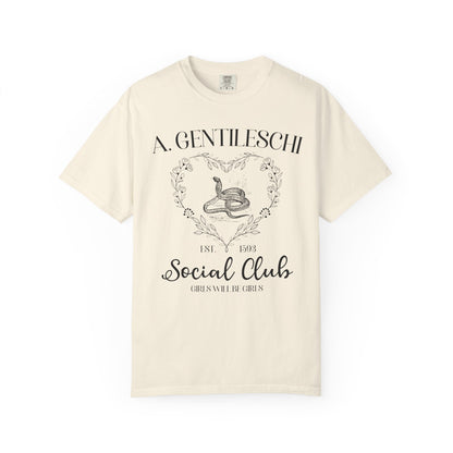 Artemisia Gentileschi T-Shirt