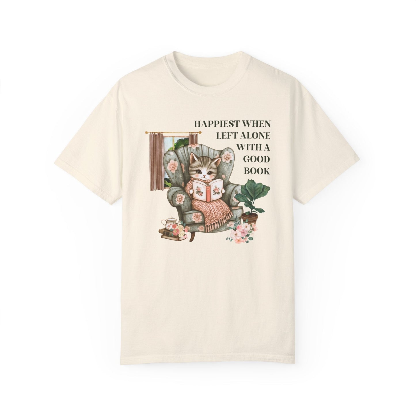 Bookish Cat Lover T-Shirt for Cat Mom