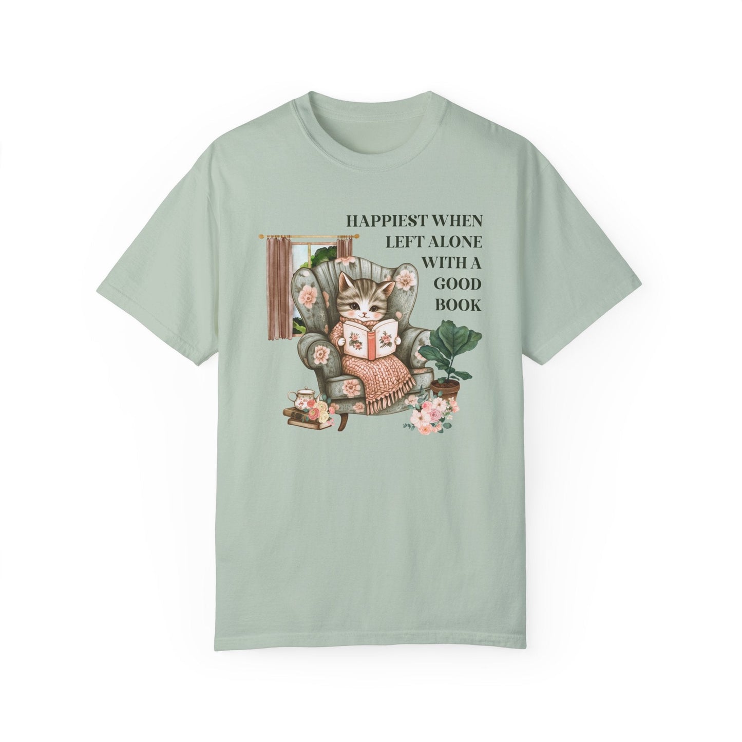 Bookish Cat Lover T-Shirt for Cat Mom