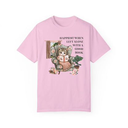 Bookish Cat Lover T-Shirt for Cat Mom
