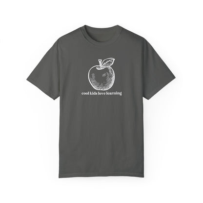 Cool Kids Love Learning Tee