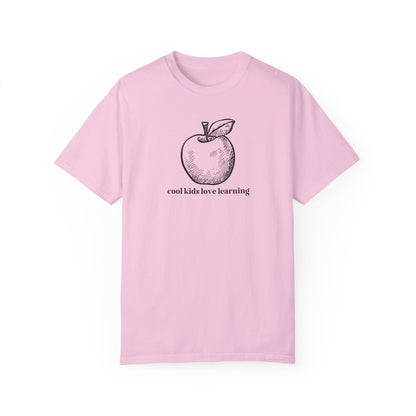 Cool Kids Love Learning Tee