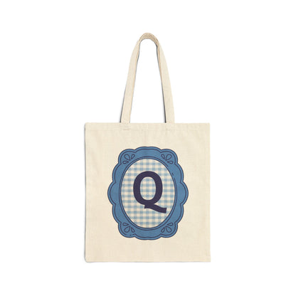 Cute Initial Tote Bag for Daughter, Gingham Birthday Present for Niece, Cousin or Sister, Pretty Matching Bachelorette Tote for Bridesmaid Q