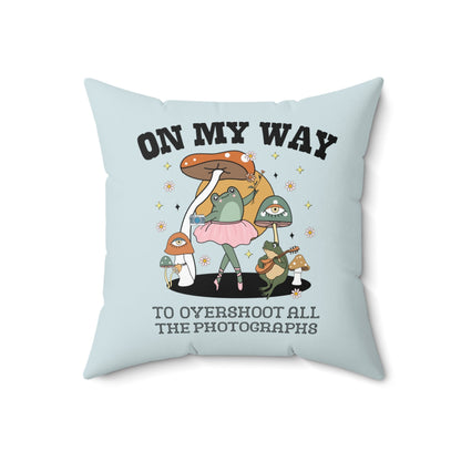 Funny Photographer Pillow for Photographer Who Loves Frogs: 70s Retro Aesthetic Decor for Photography Office
