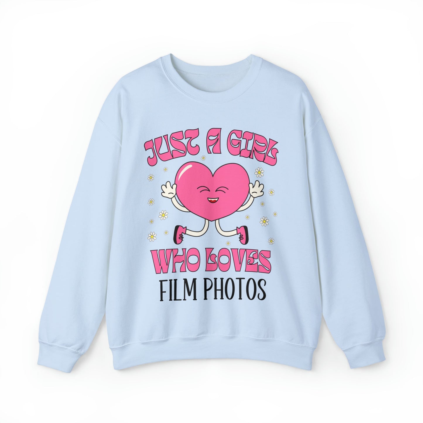 Funny Photographer Sweatshirt for Film Photographer: Cute Retro Heart