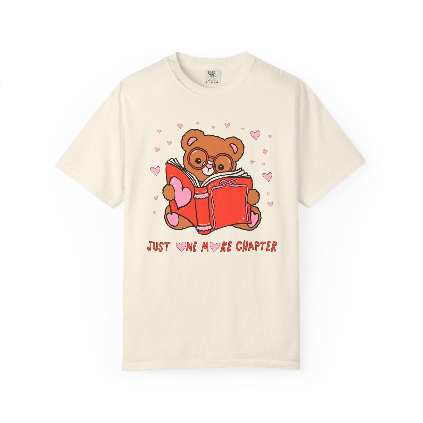 Just One More Chapter: Bookish Animal Lover Tee Shirt
