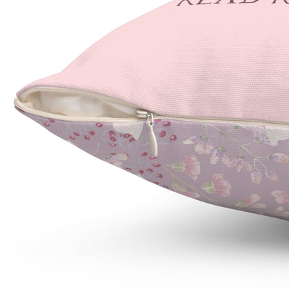 Pillow: Cool Girls Read Romance