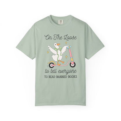 Read Banned Books Tee Shirt