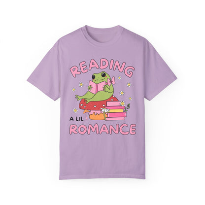 Reading a Lil Romance Tee