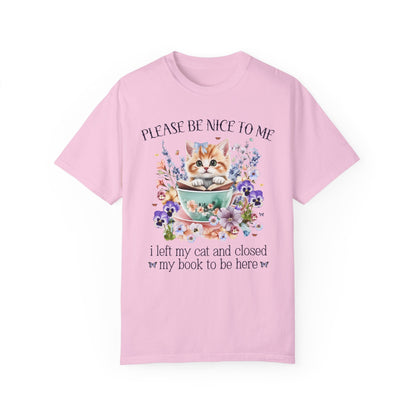 Bookish Tee for Cat Mom