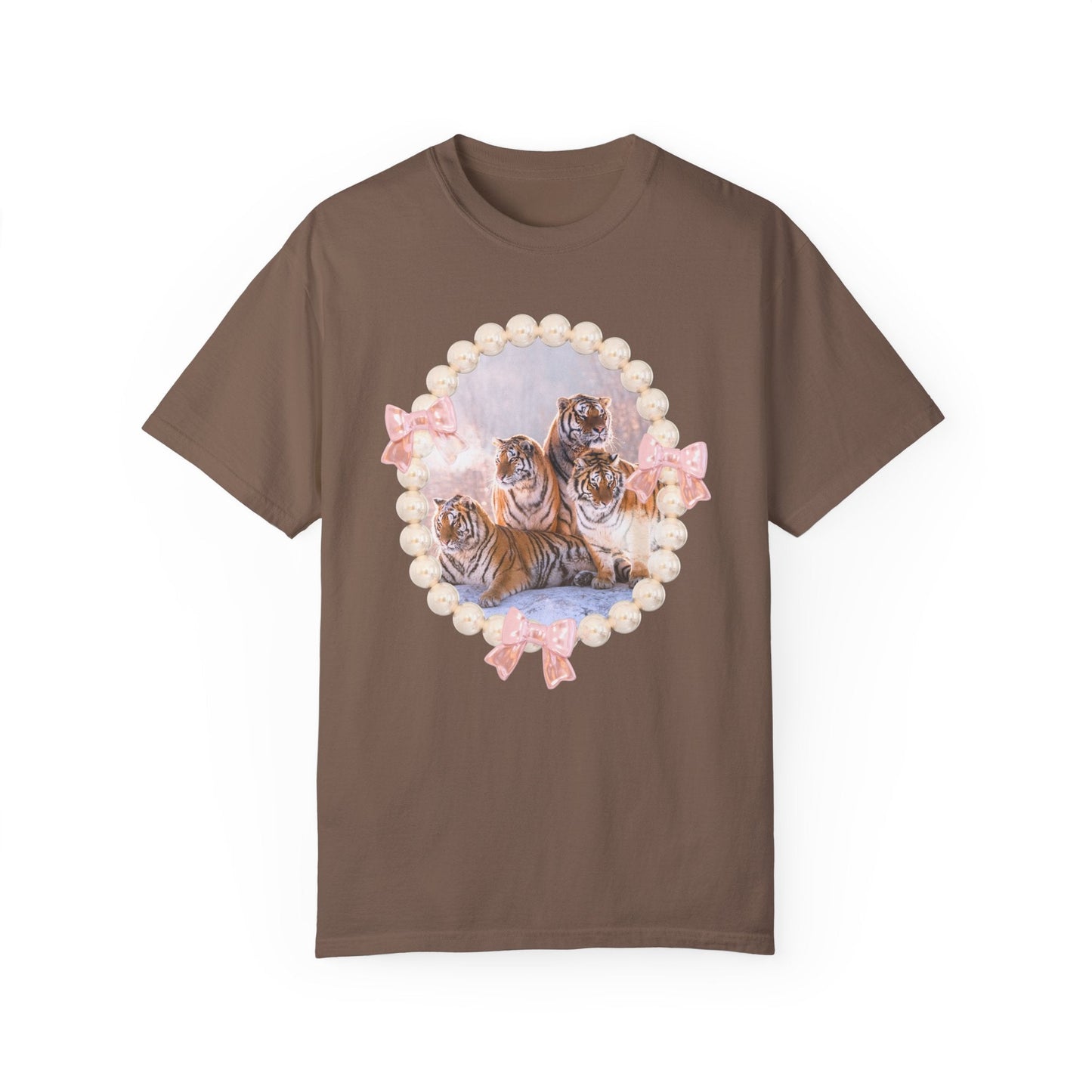 Tigers Sitting in Snow: T-Shirt