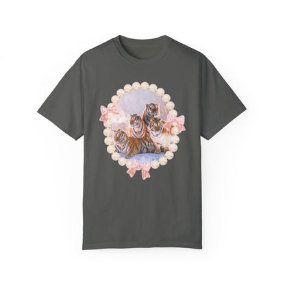 Tigers Sitting in Snow: T-Shirt